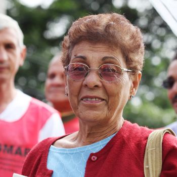Aposentada durante manifestação