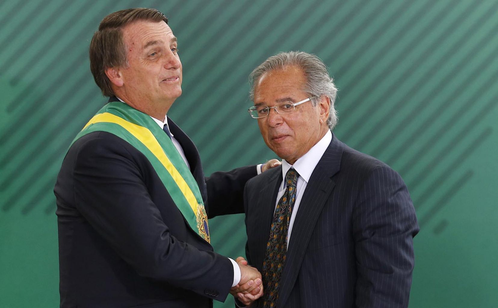 Governo Bolsonaro esconde números da reforma da Previdência