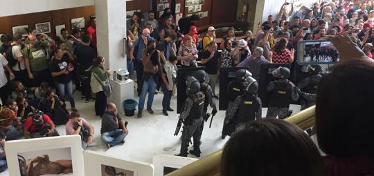 Dória reprime manifestação de professores para aprovar reforma da Previdência em SP
