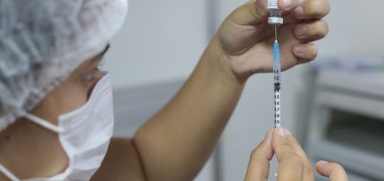 Vacinação tem queda no país e doenças graves ameaçam voltar
